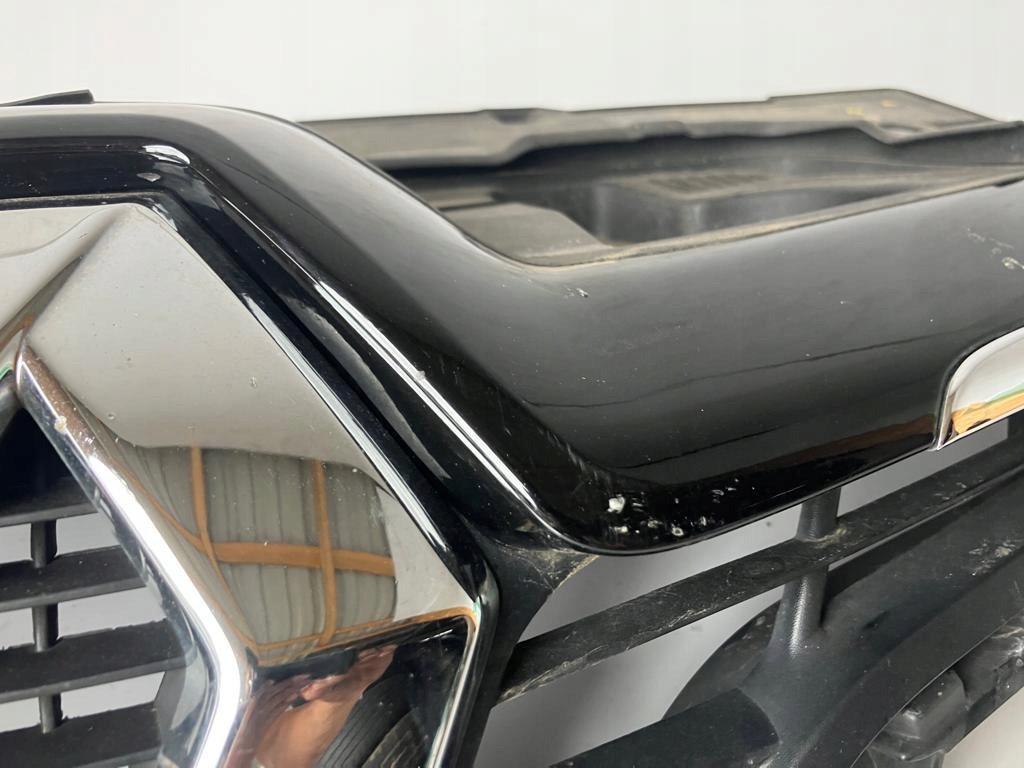 maska EMBLEMAT Znak CHROMY CLIO IV PRZEDLIFT #6