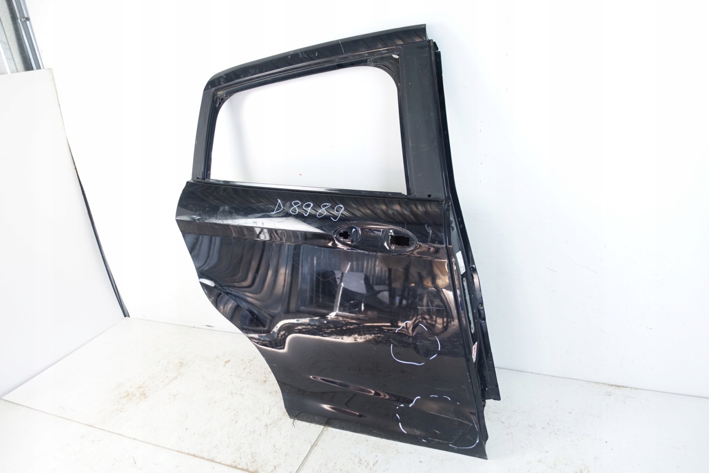 door right rear part right rear. FORD B-MAX 2012-2017 AV11-R24720-AH