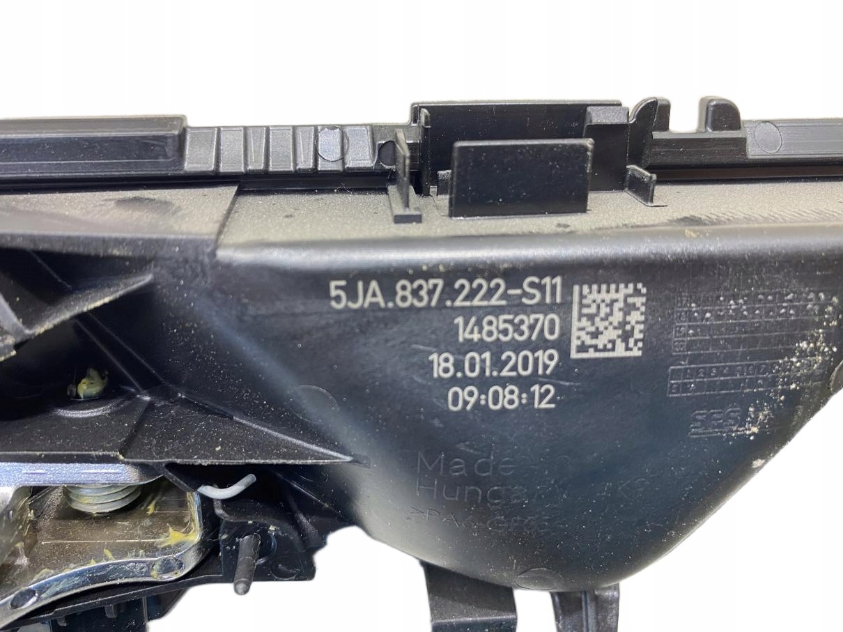 handle inner right rear part RAPID SPACEBACK 5JA837222