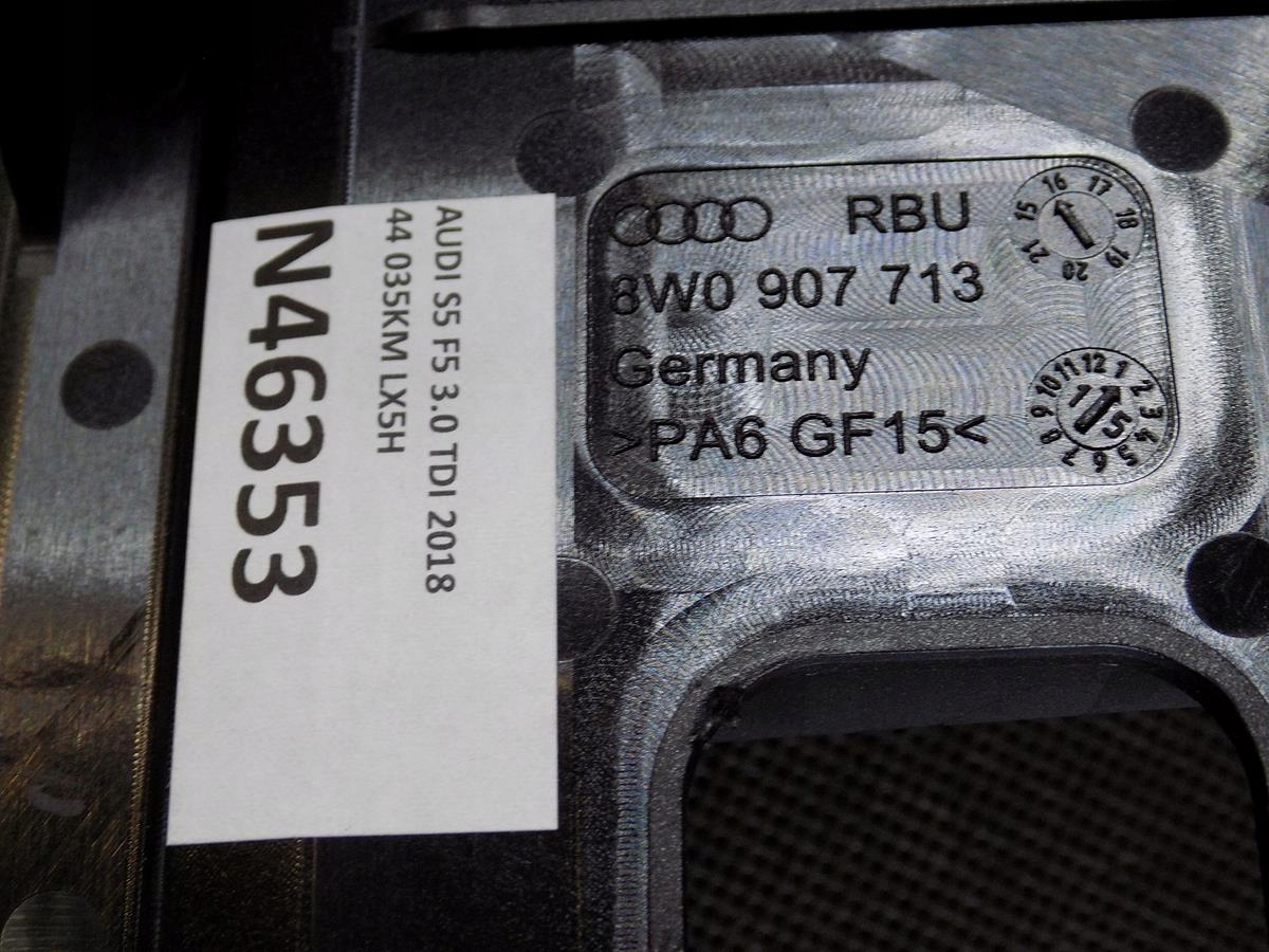 AUDI S5 A5 F5 control unit retainer 8W0907713