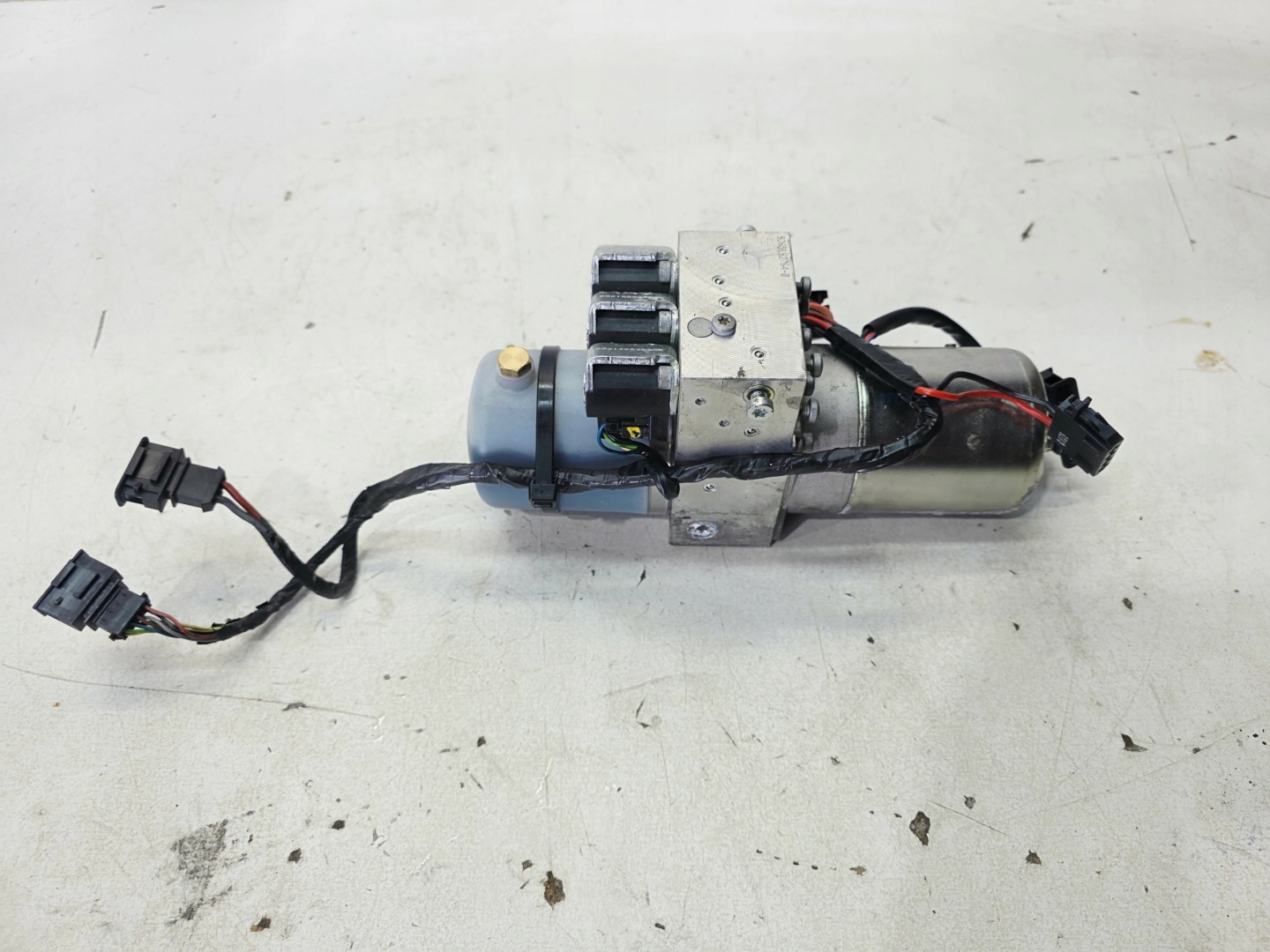 pump pump roofs AUDI A5 8F 8T CABRIO 8F0871791