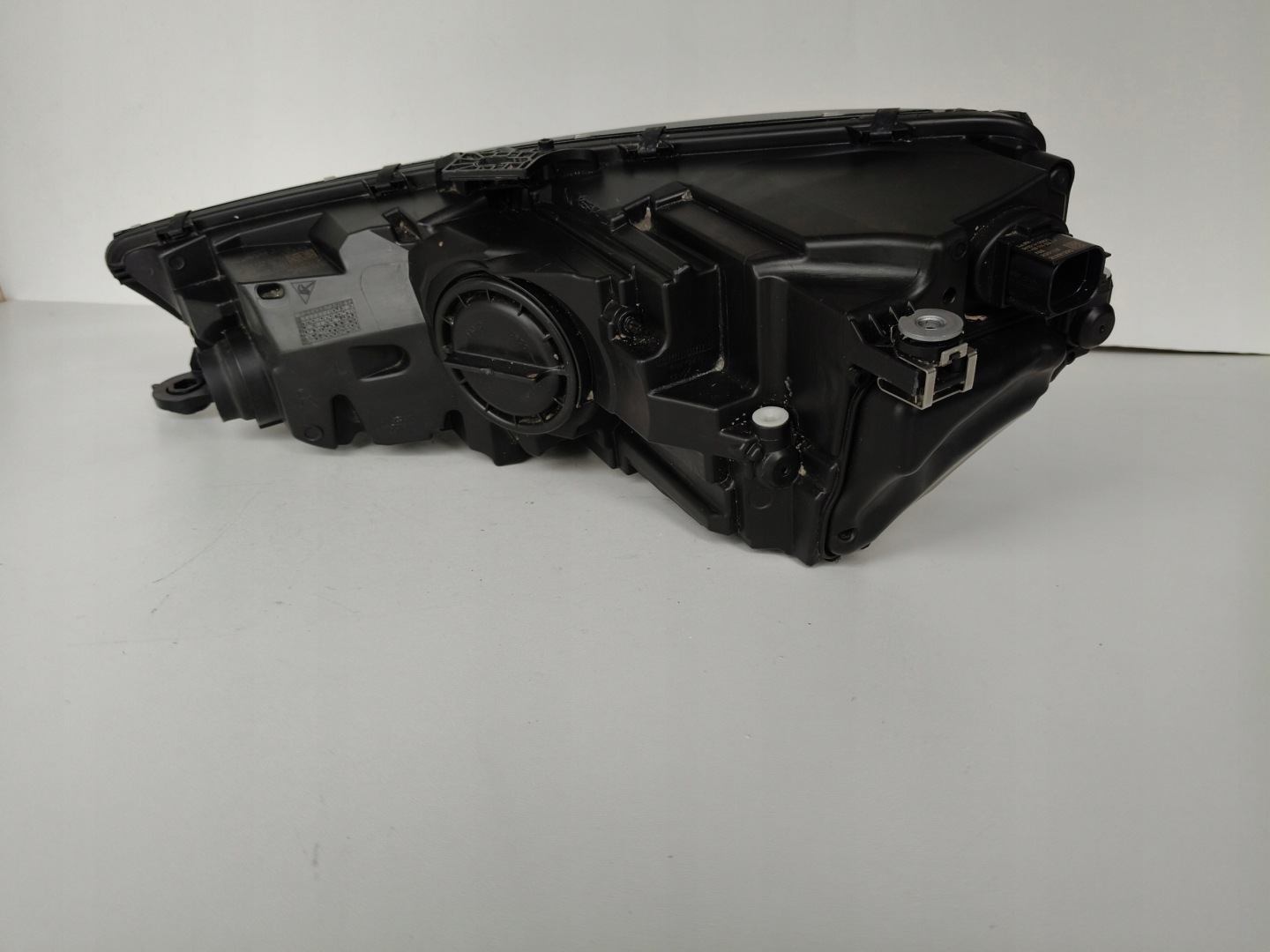light right REFLEKTOR AUDI A4 B9 8W 8W0 19- LIFT FULL LED