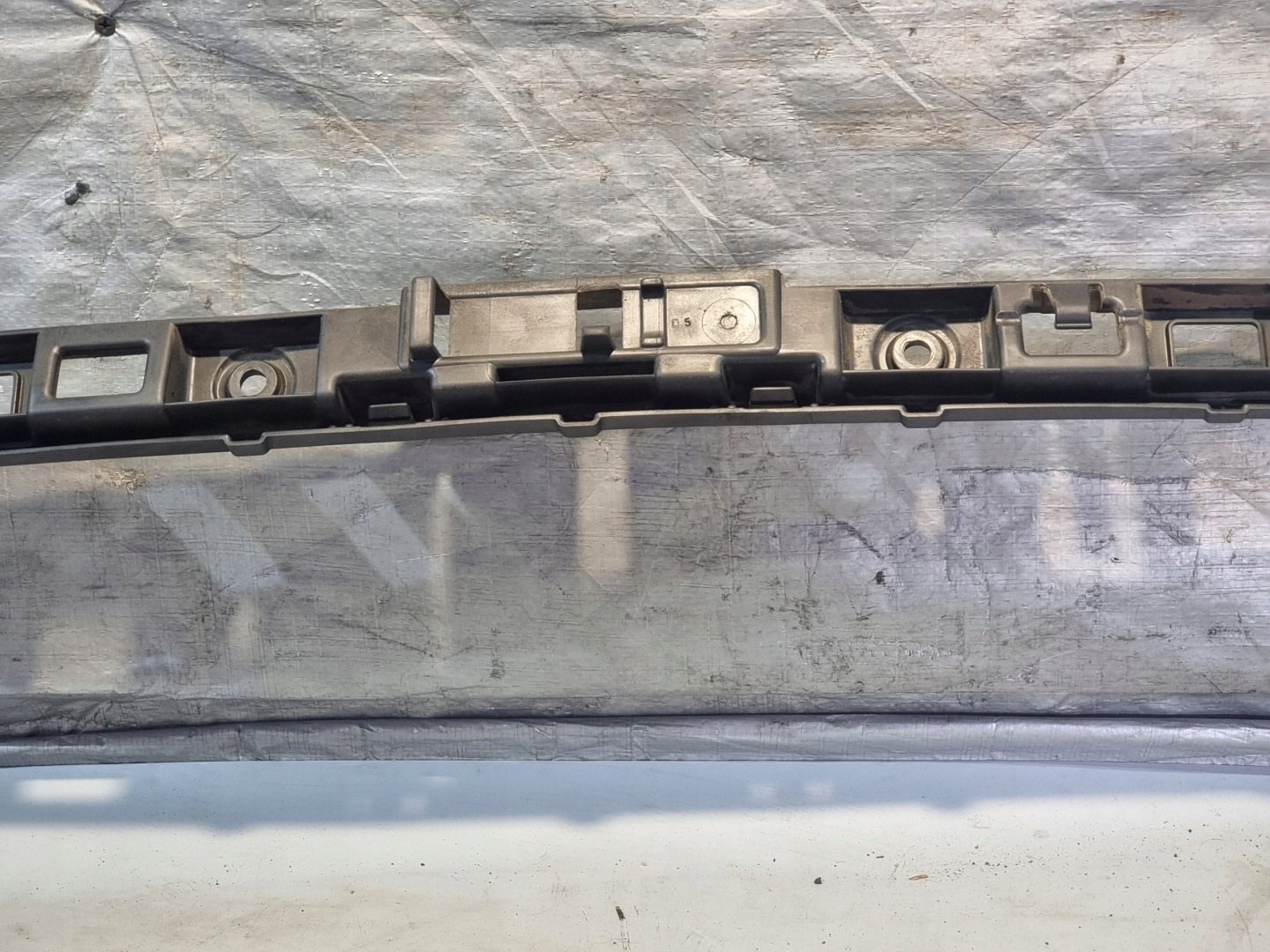 bumper bracket rear part OE 5K6807863 VW GOLF VI HB 10r