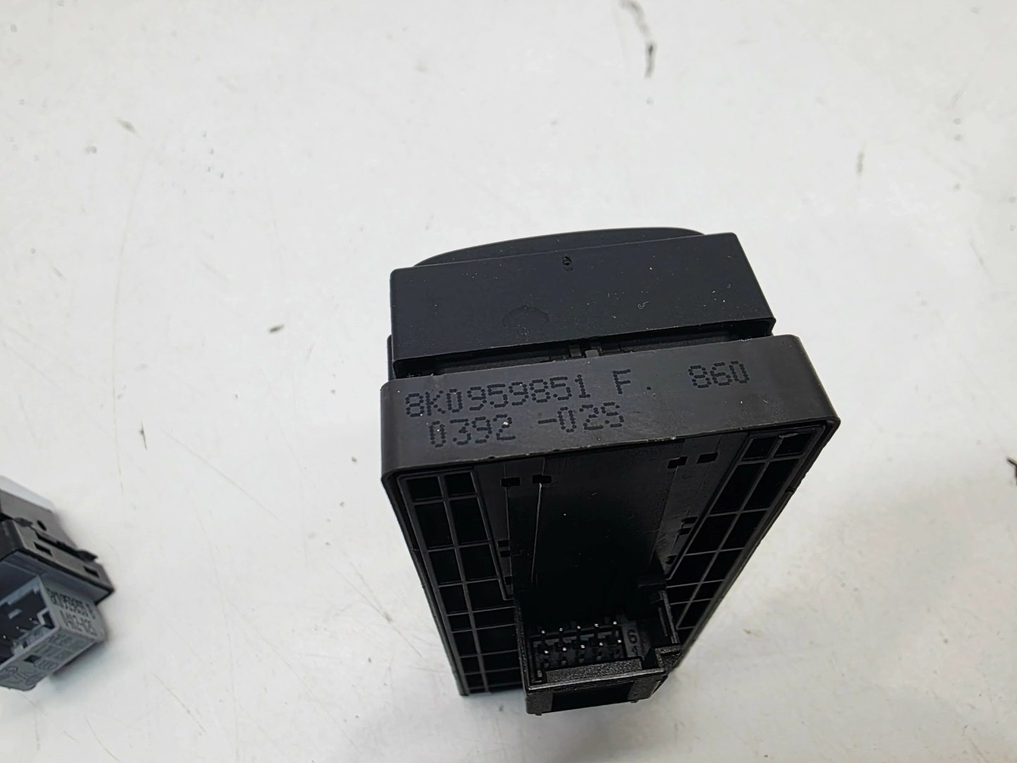 switch switch of the window CHROM AUDI A4 B8 LIFT 8K0959851F KOMPLET