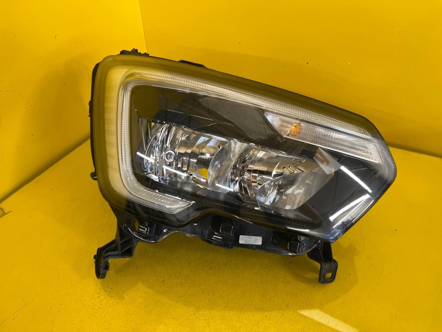 light right RENAULT MASTER 4 IV 19- LED 260105567R