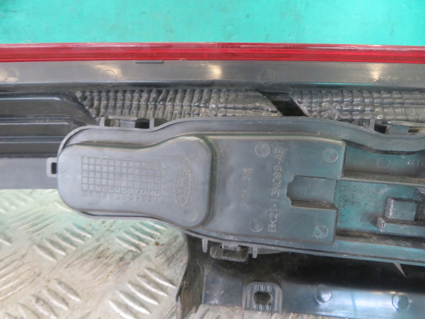 light left rear part FORD TRANSIT CUSTOM 17R BK21-13405-AH