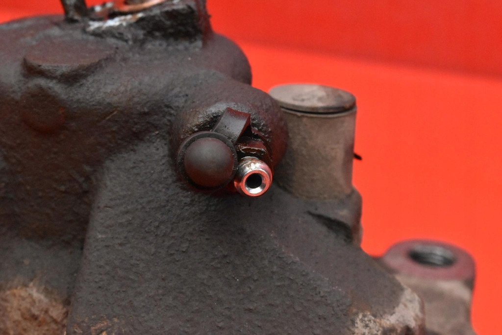 caliper brake left front VW PASSAT CC 2.0 TDI 140 KM 12-17