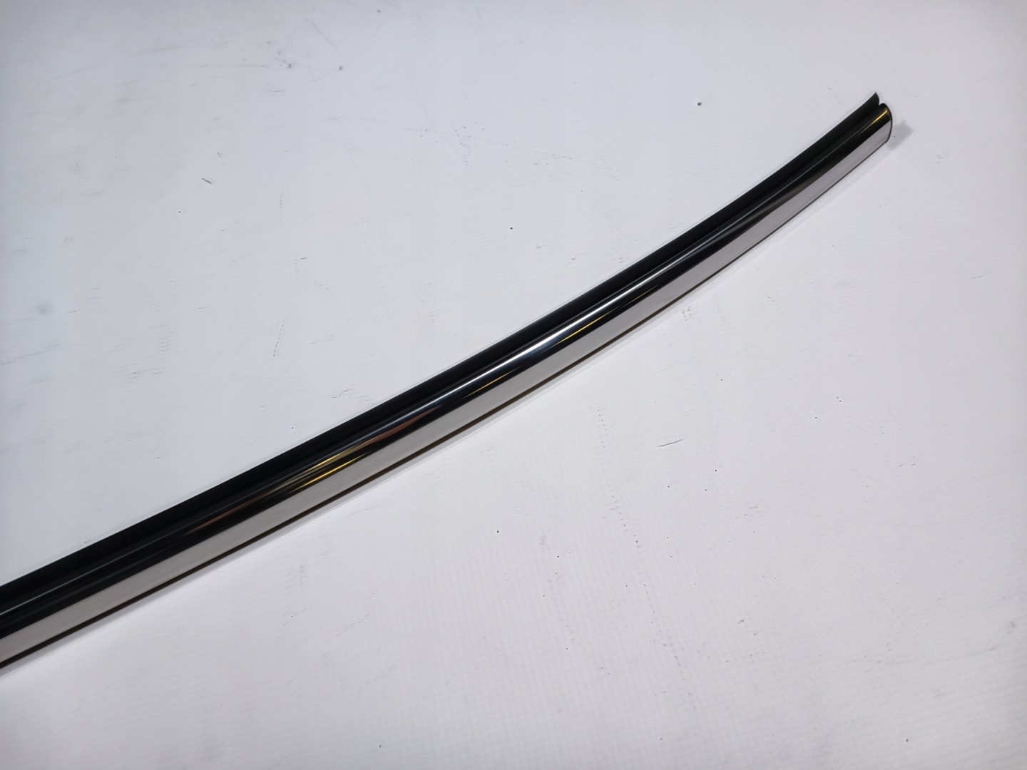 moulding windows rear part bonnet boot Ford Flex 2013