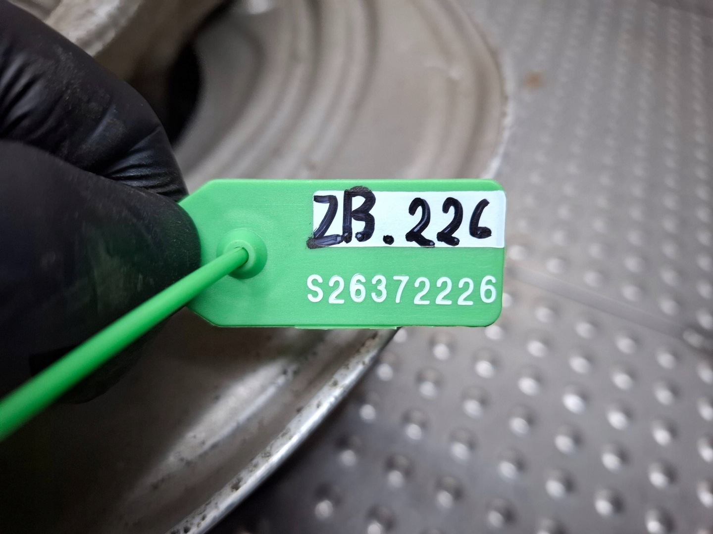otoč čepu levý předek 6893967 BMW G42 X-DRIVE