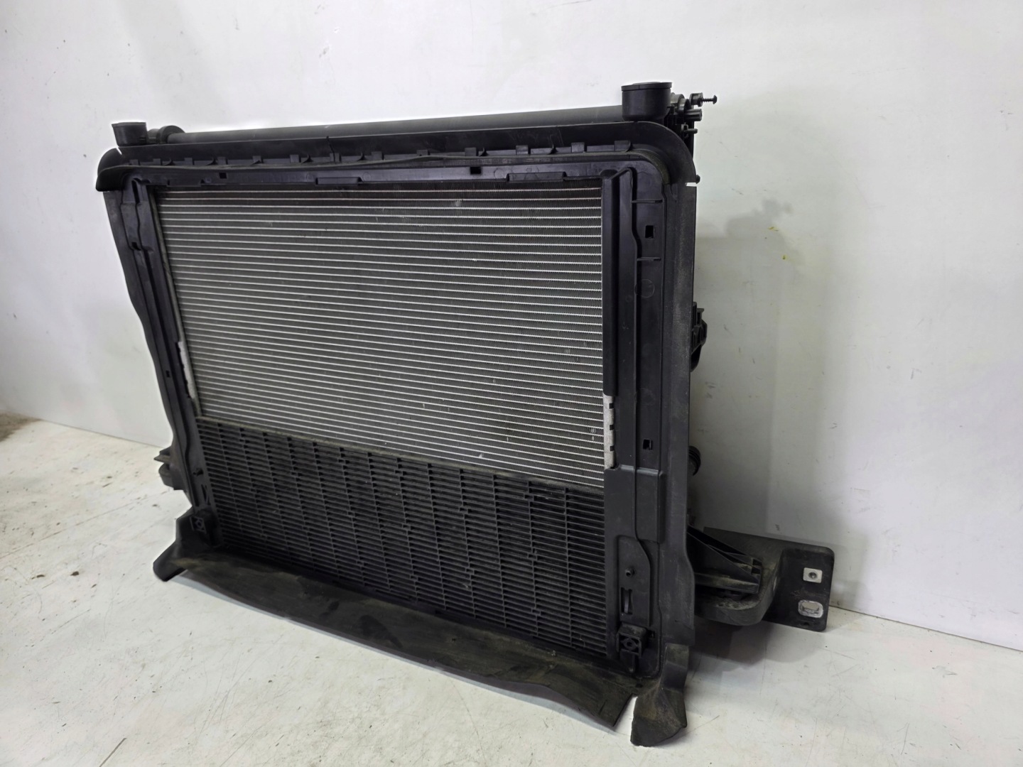 chladiče ventilátor obal ZALUZJA AUDI Q4 E-TRON 1EA121203C 1EA959455C