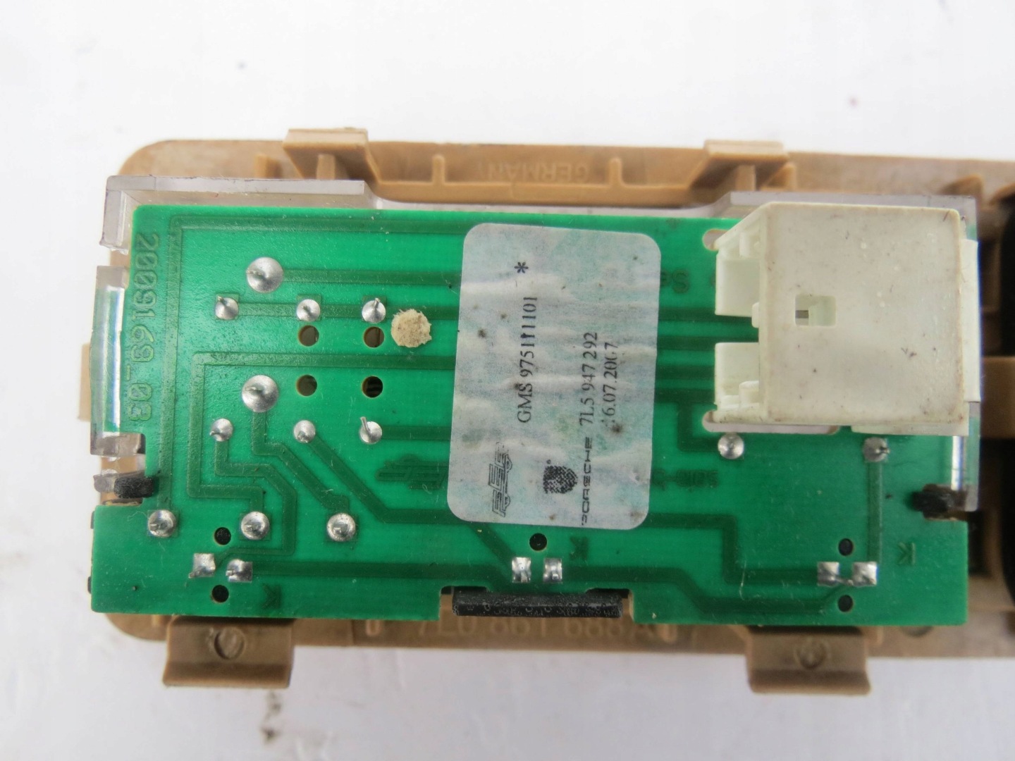 FANALE CIELO INTERNO PORSCHE CAYENNE 4.8 V8 7L0861688A