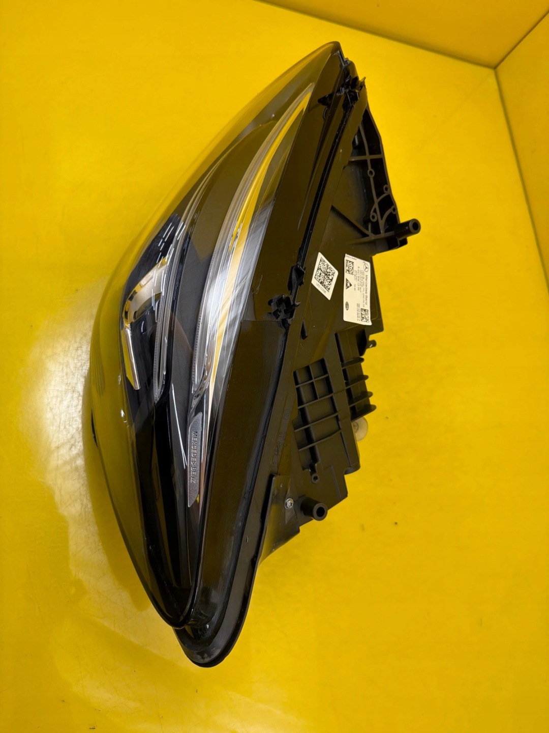 light left front Mercedes GLA W247 Full Led A2479061305