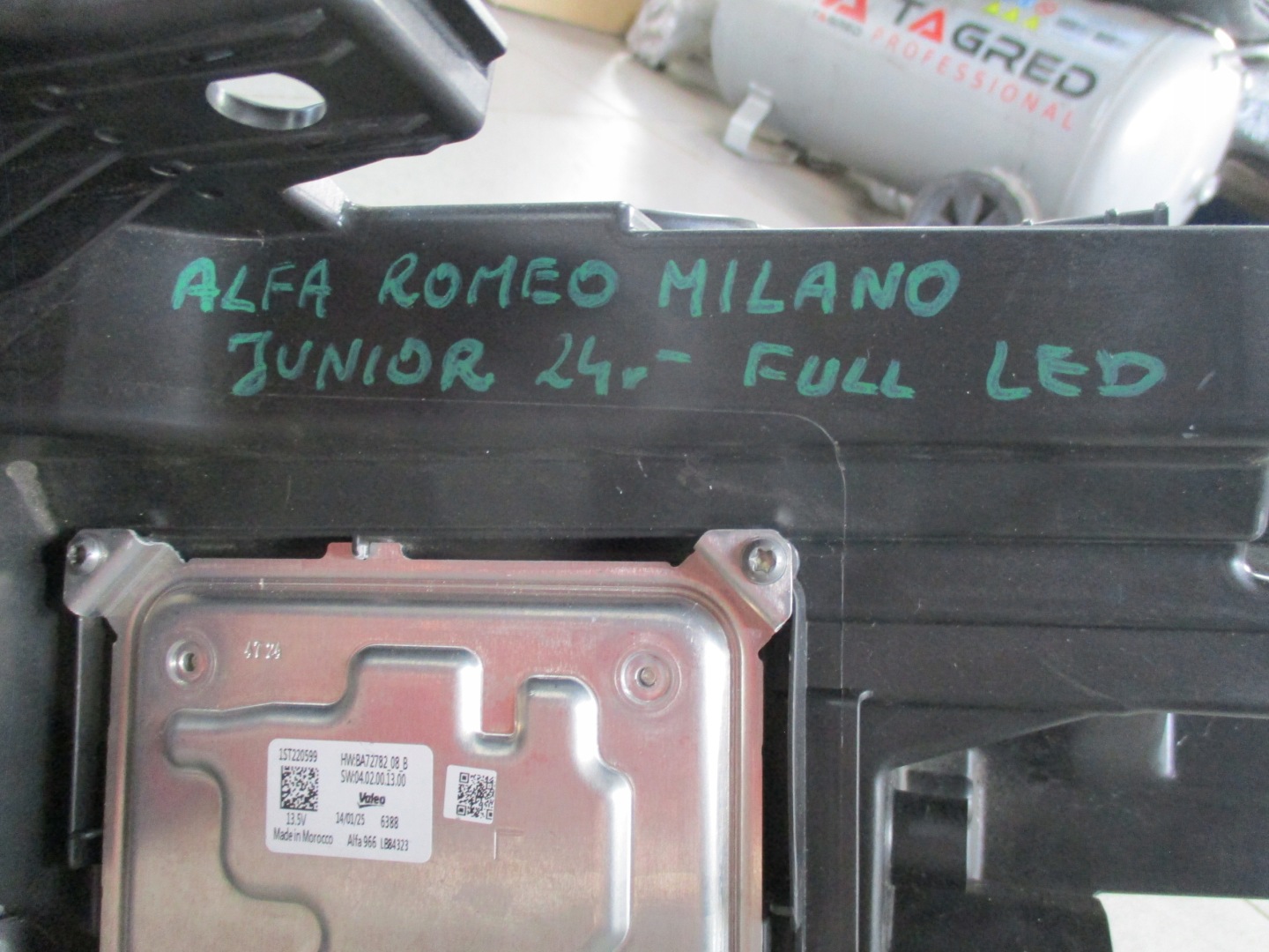 light right front Alfa Romeo Milano Junior 2024r- Full LED 505 72573