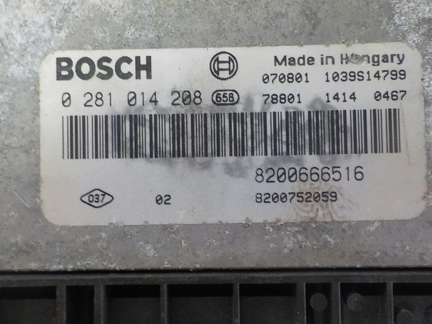 RENAULT TRAFIC II computer control unit 0281014208 8200666516
