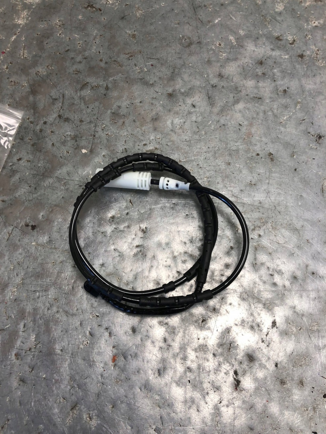 Sensor ZUZYCIA KLOCKOW HAMULCOWYCH BMW X1 E84 6792565