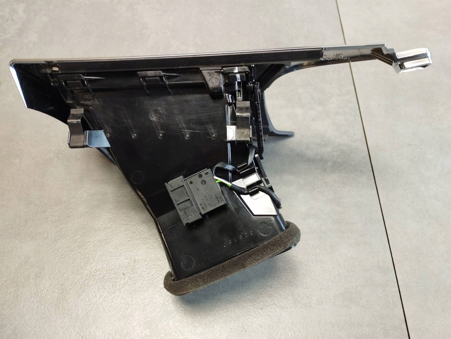 Audi A7 4G 2016 grid air conditioning devices 4G1820901