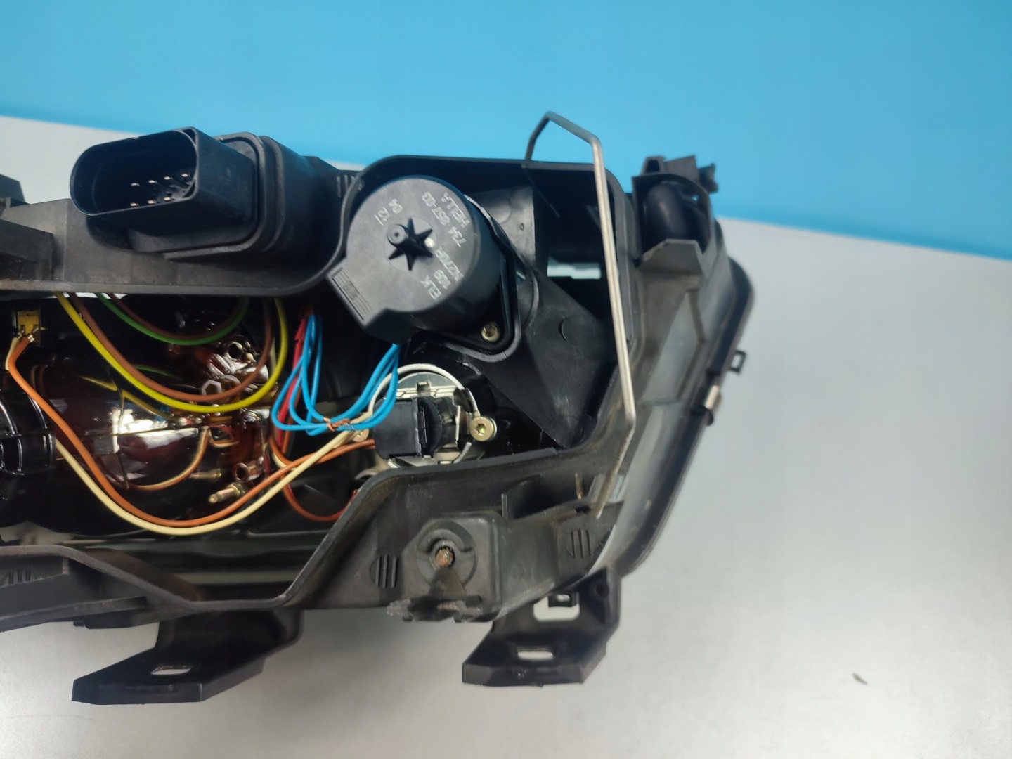 light right front Audi A6 C5 xenon