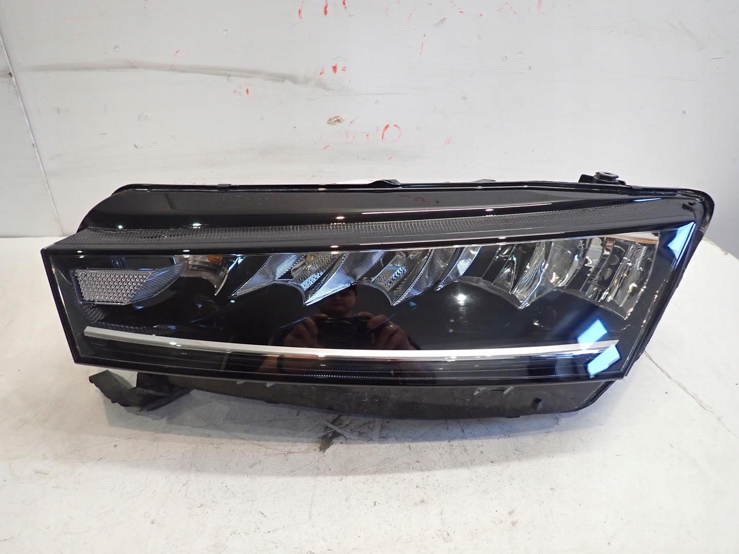 light front front left SKODA OCTAVIA IV 2020- FULL LED 5E4941015