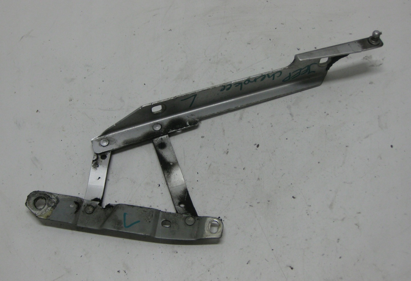 JEEP CHEROKEE LIBERTY KJ hinge bonnets left
