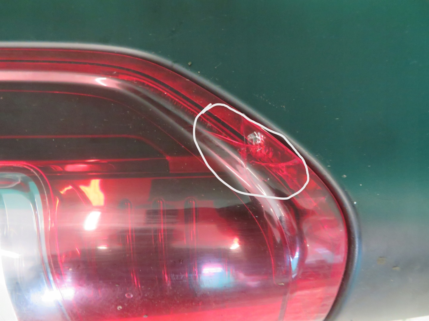 light left rear part OPEL VIVARO RENAULT TRAFIC 15R 265A64439R