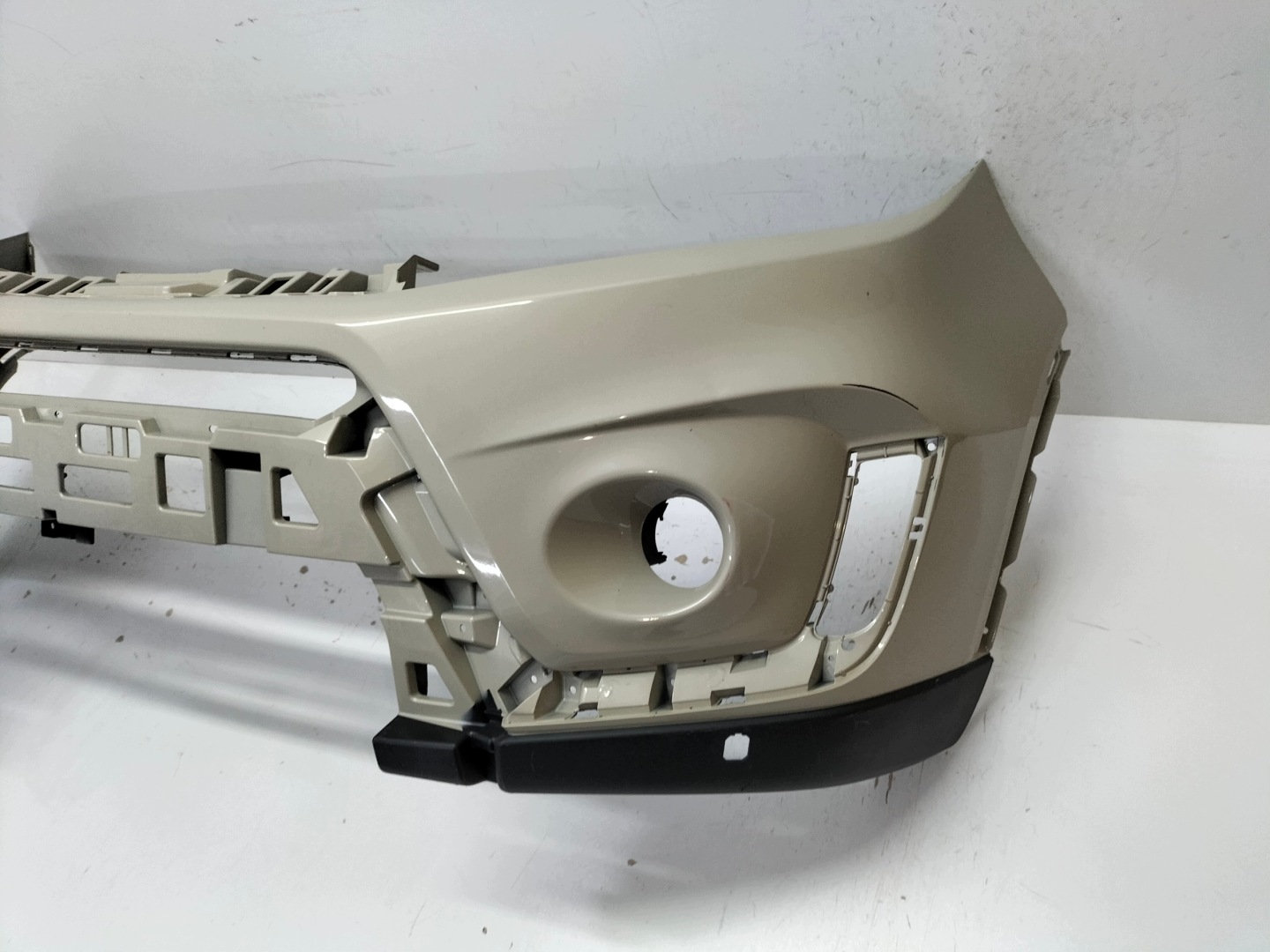 front bumper front SUZUKI VITARA III LIFT 18