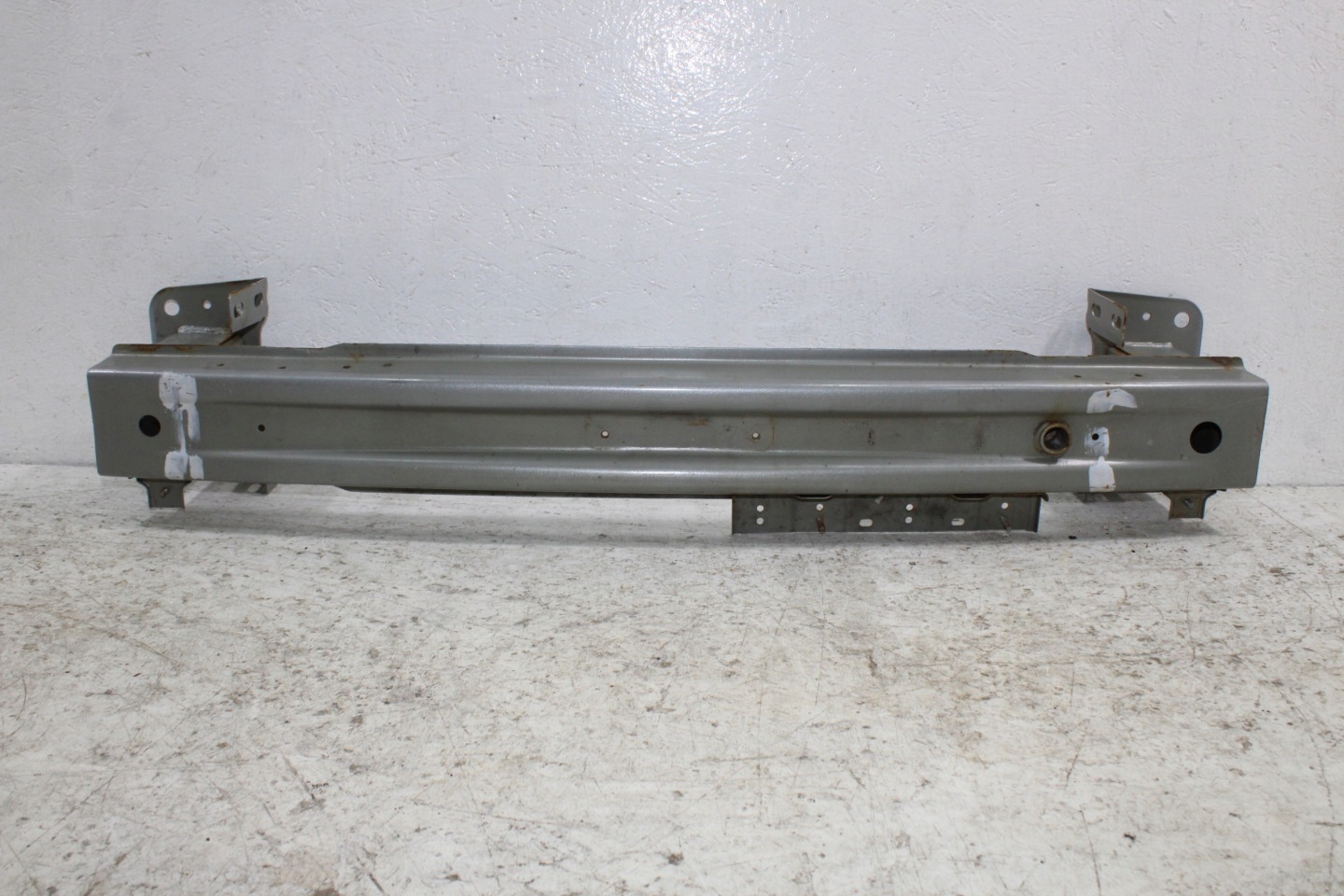 MG ZS EV bumper support front