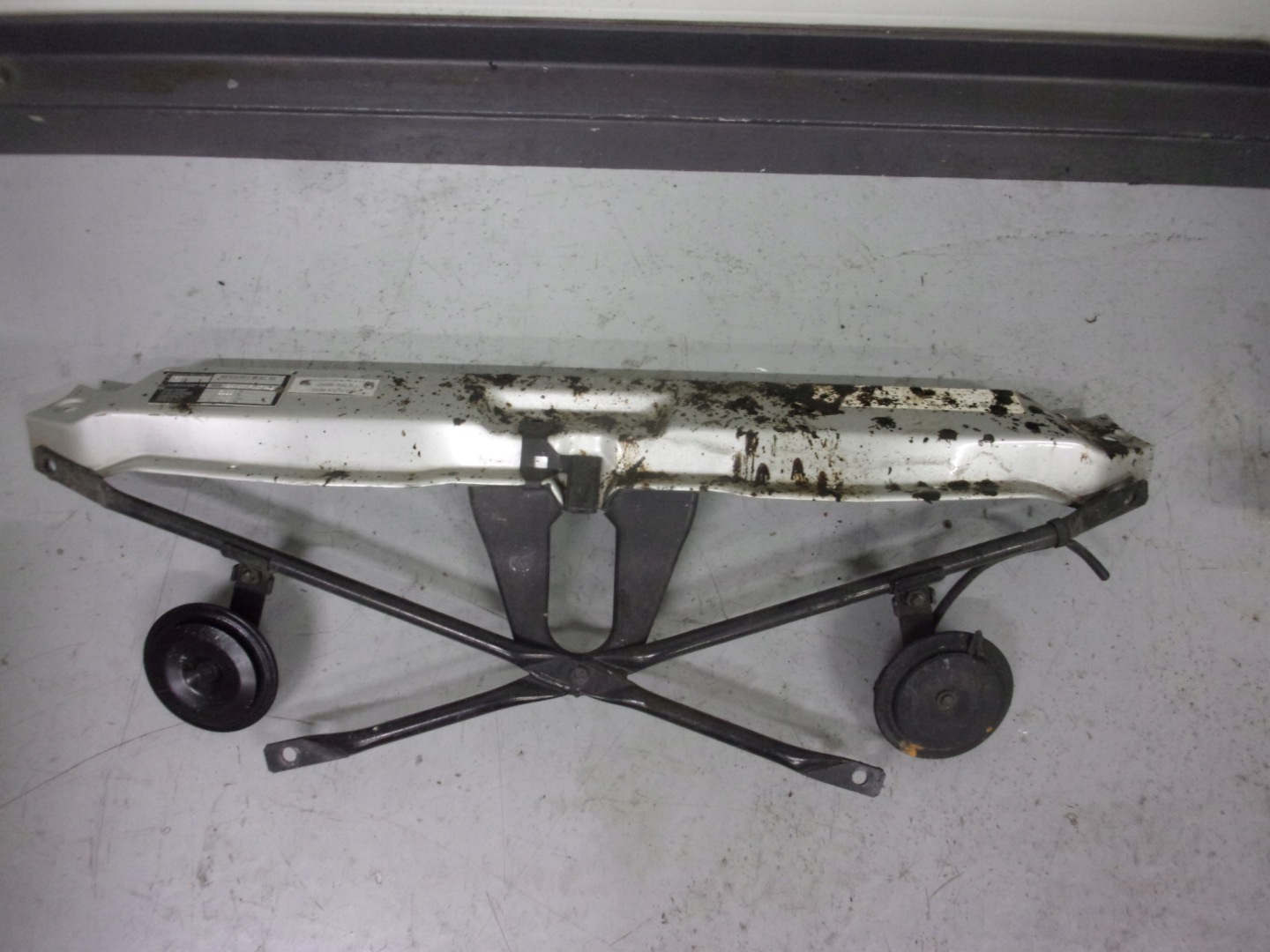 MERCEDES R129 SL 500 front upper panel cross 1296200072