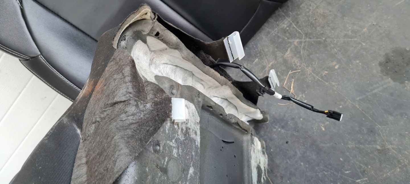 Jeep Grand Cherokee WL 2022 side leather seat right right front GRZANE