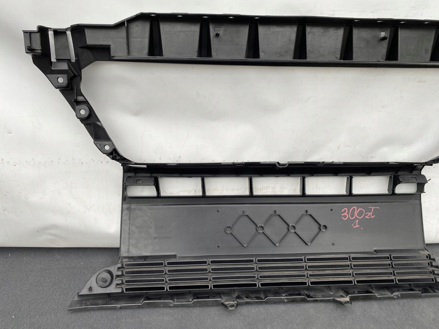 DUCATO BOXER JUMPER 14- mitte der Stoßstange vorne 1315077070 schwarzer