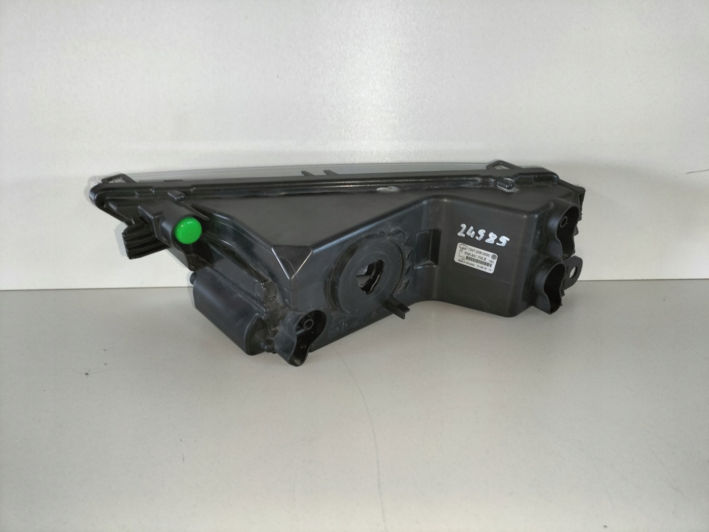 fog light light right VW TIGUAN II 16