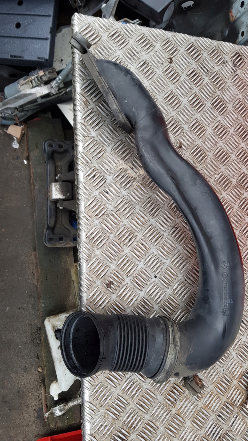 BMW E39 2.5D luftansaugkanal rohr DOLOTOWA 2247911
