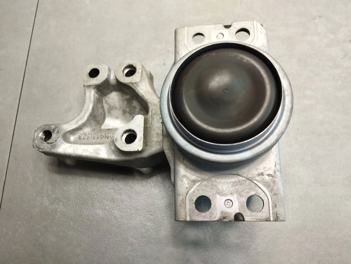 Peugeot 3008 e supporto airbag 9681855180