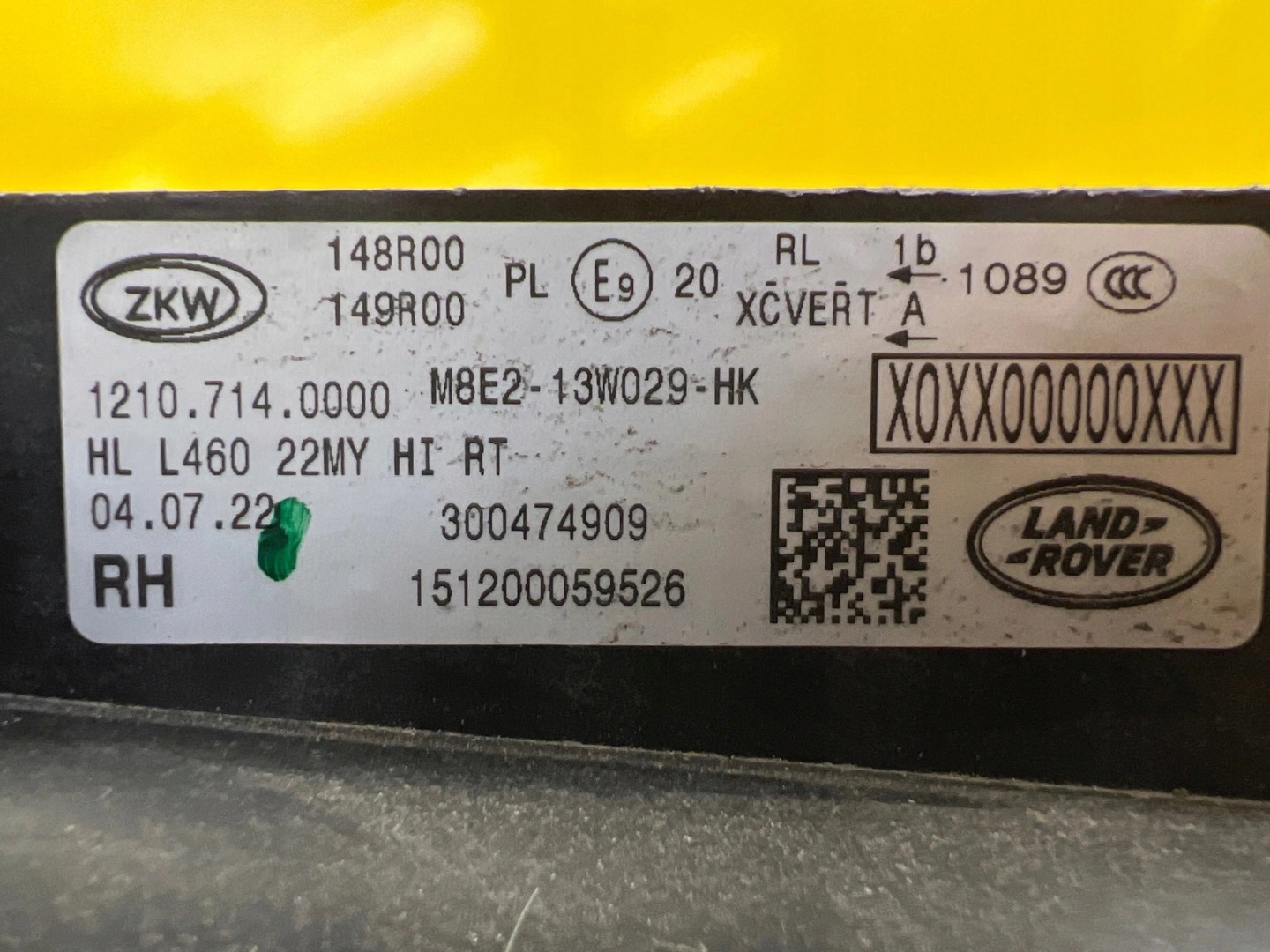 light right Range Rover Vogue L460 Full Led M8E2-13W029-HK