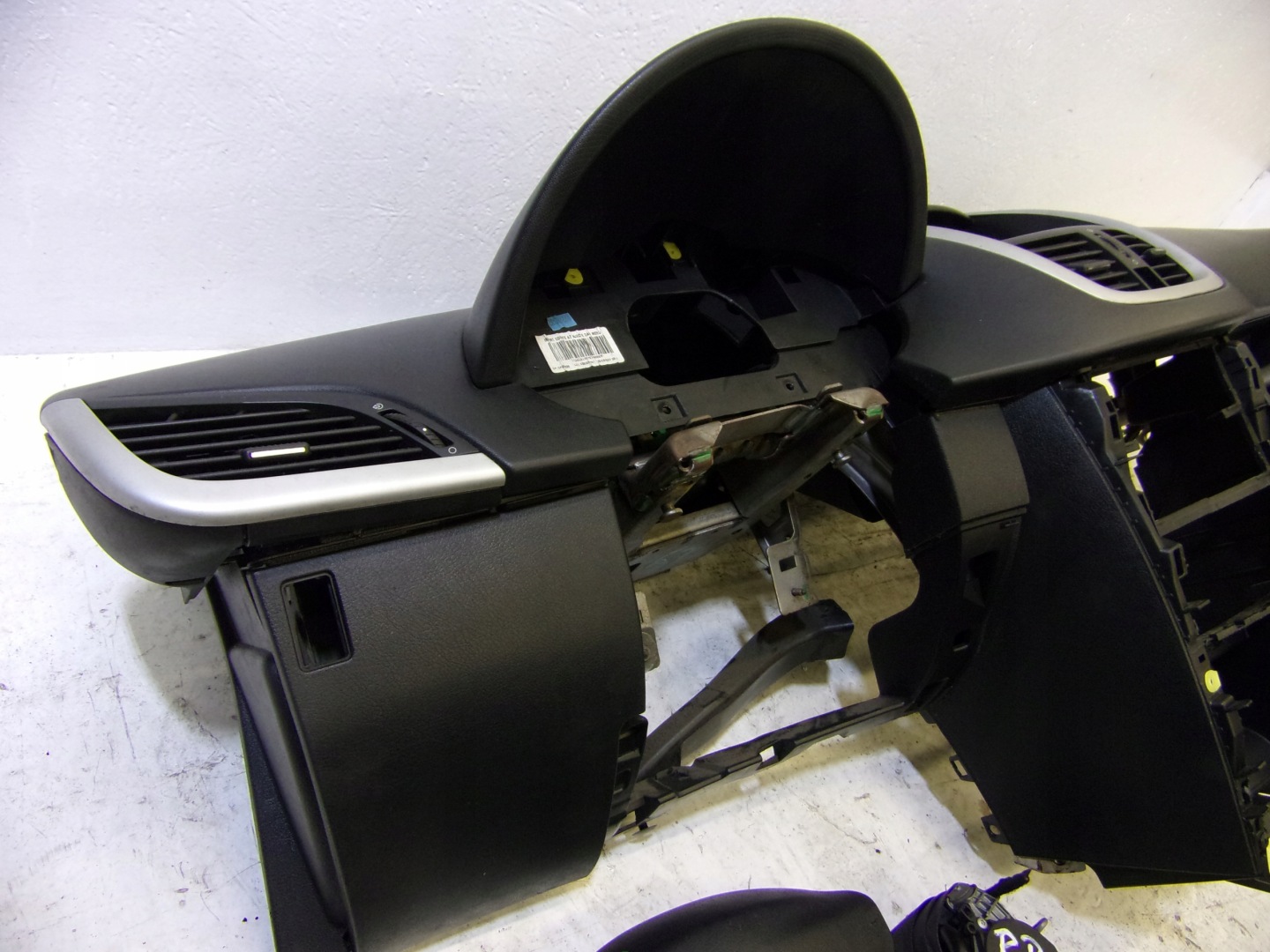 dashboard instrument panel PEUGEOT 207