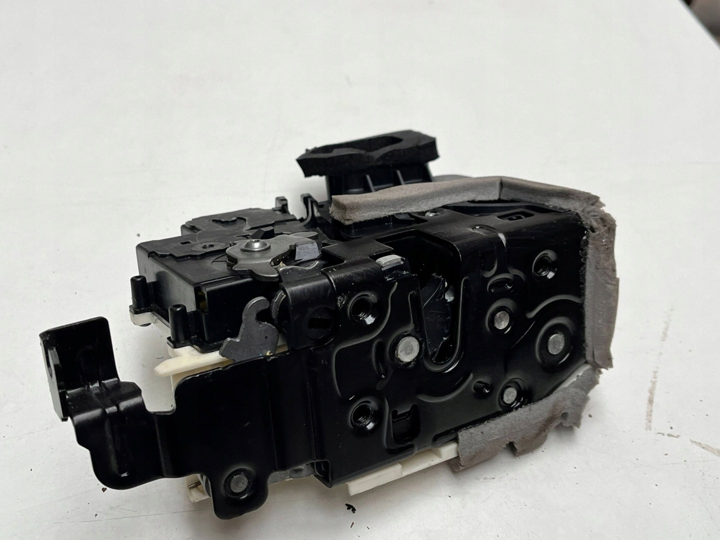 original lock door right front Audi RS Q8 4K1837016K !J
