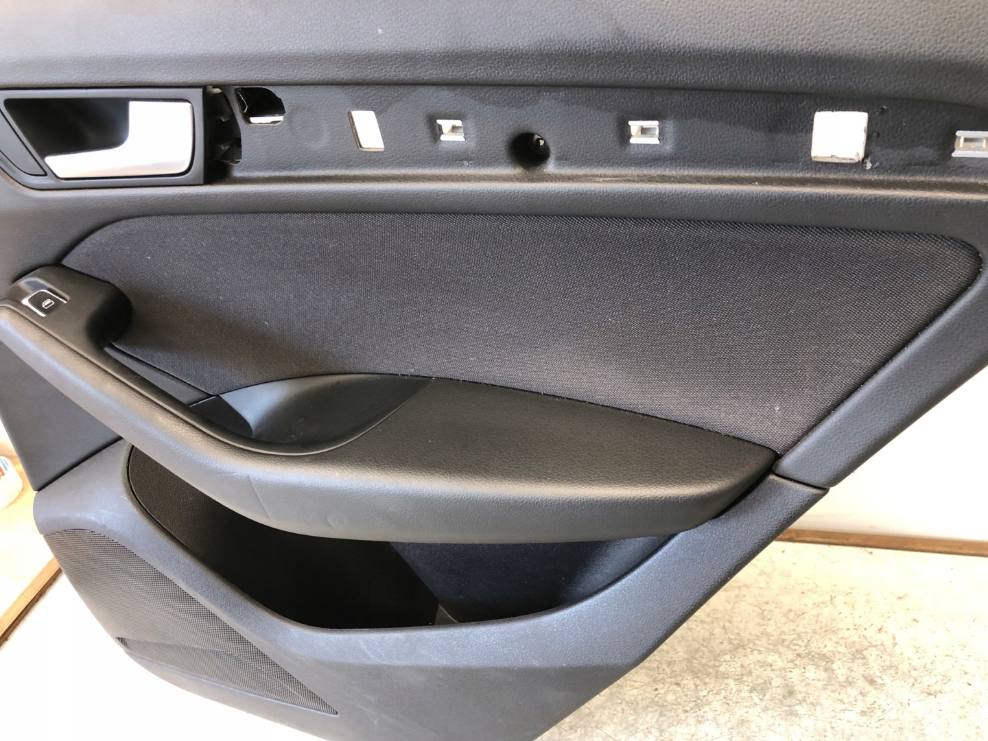 side door right rear part AUDI Q5 8R