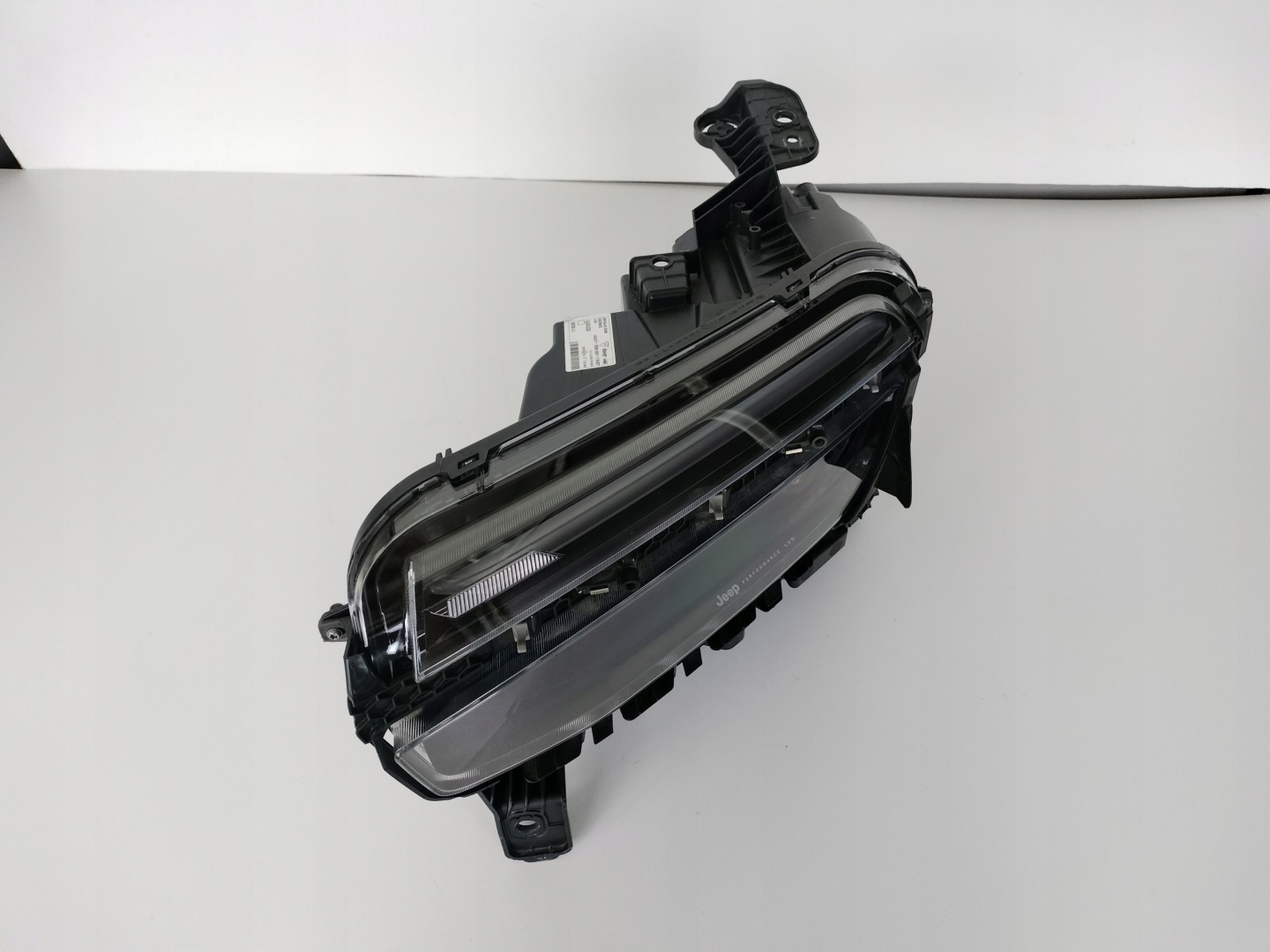 light left REFLEKTOR JEEP AVENGER 23- FULL LED