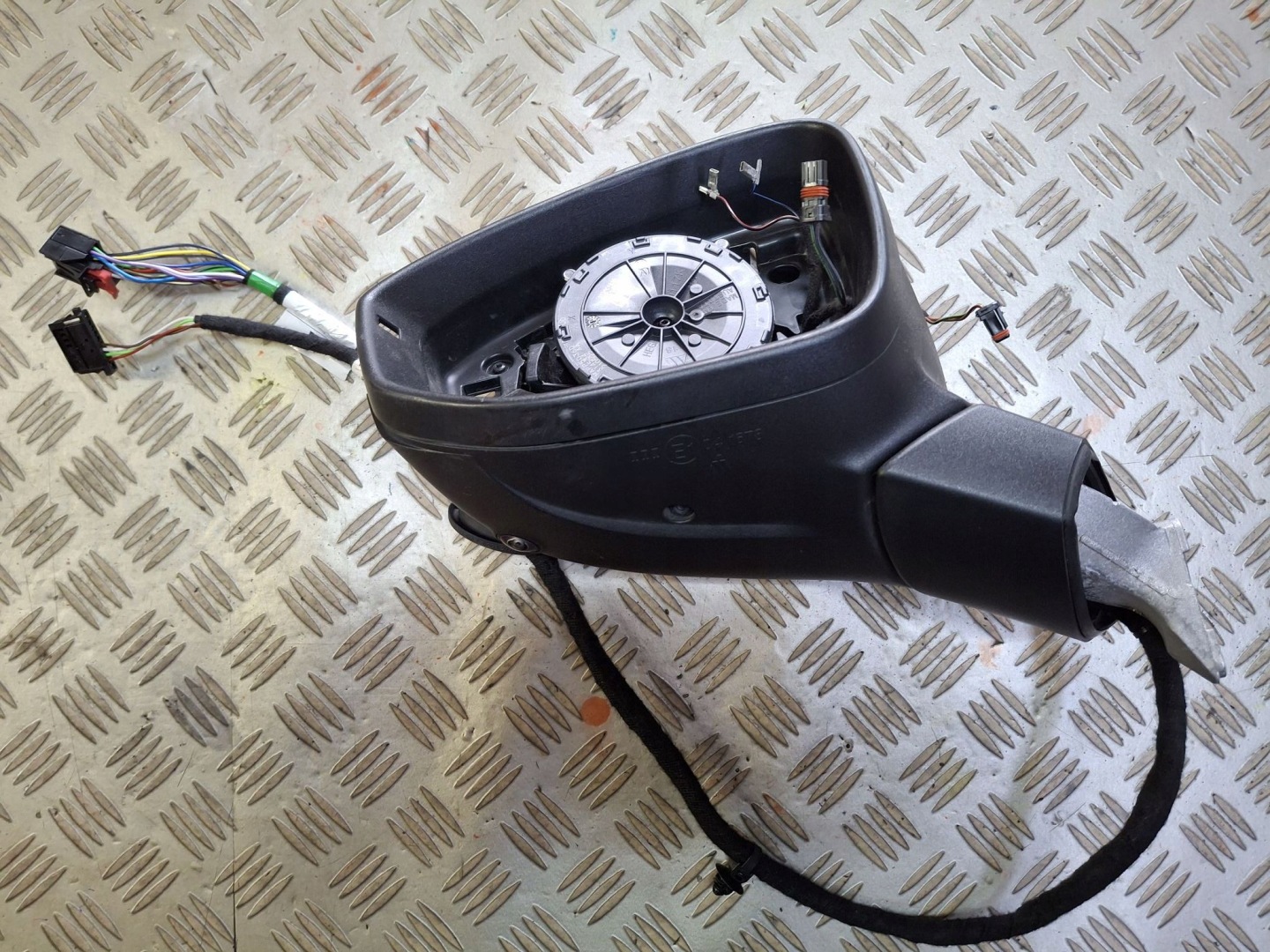 mirror left cover VW PASSAT B9 2023R-> 17 PIN+4 PIN