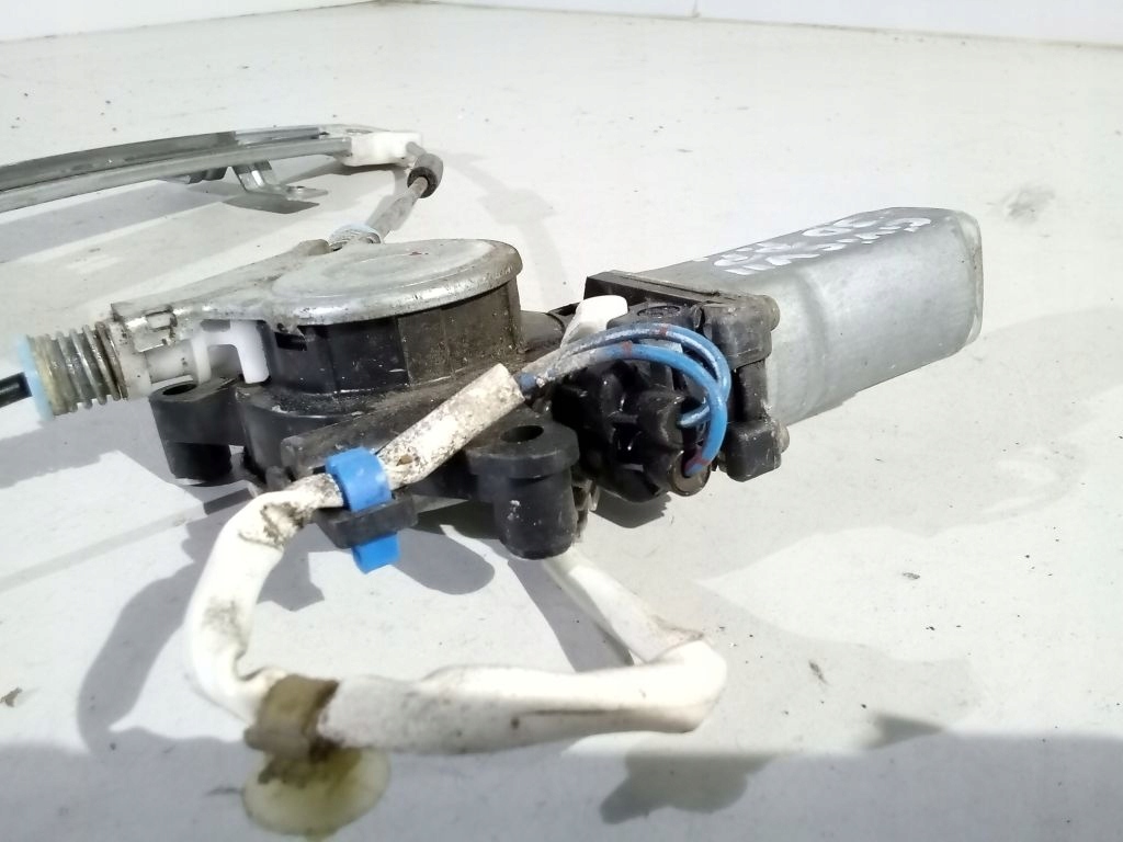Honda Civic VII 5D window regulator right front el