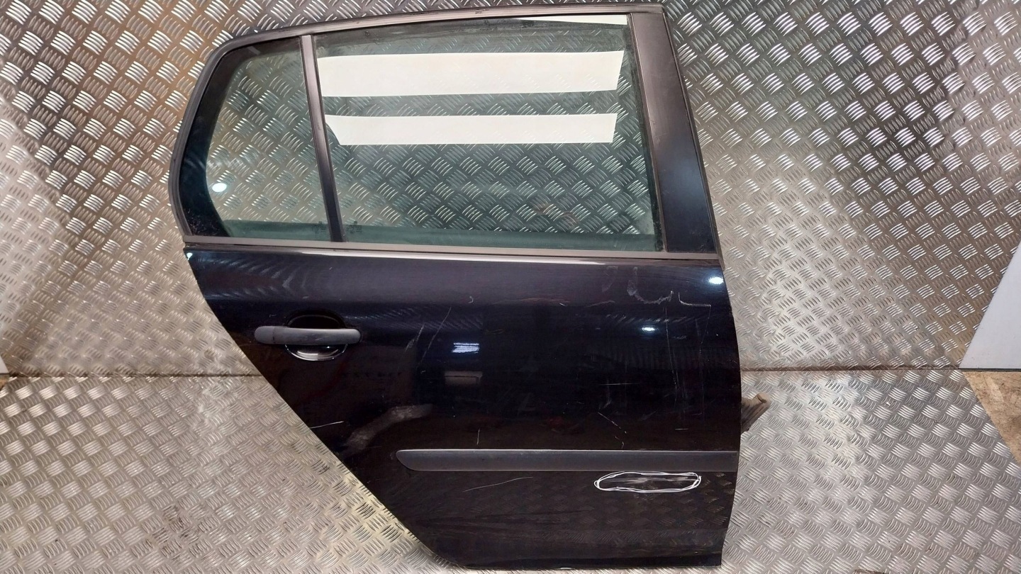 Tür heck rechts VW GOLF V HATCHBACK 03