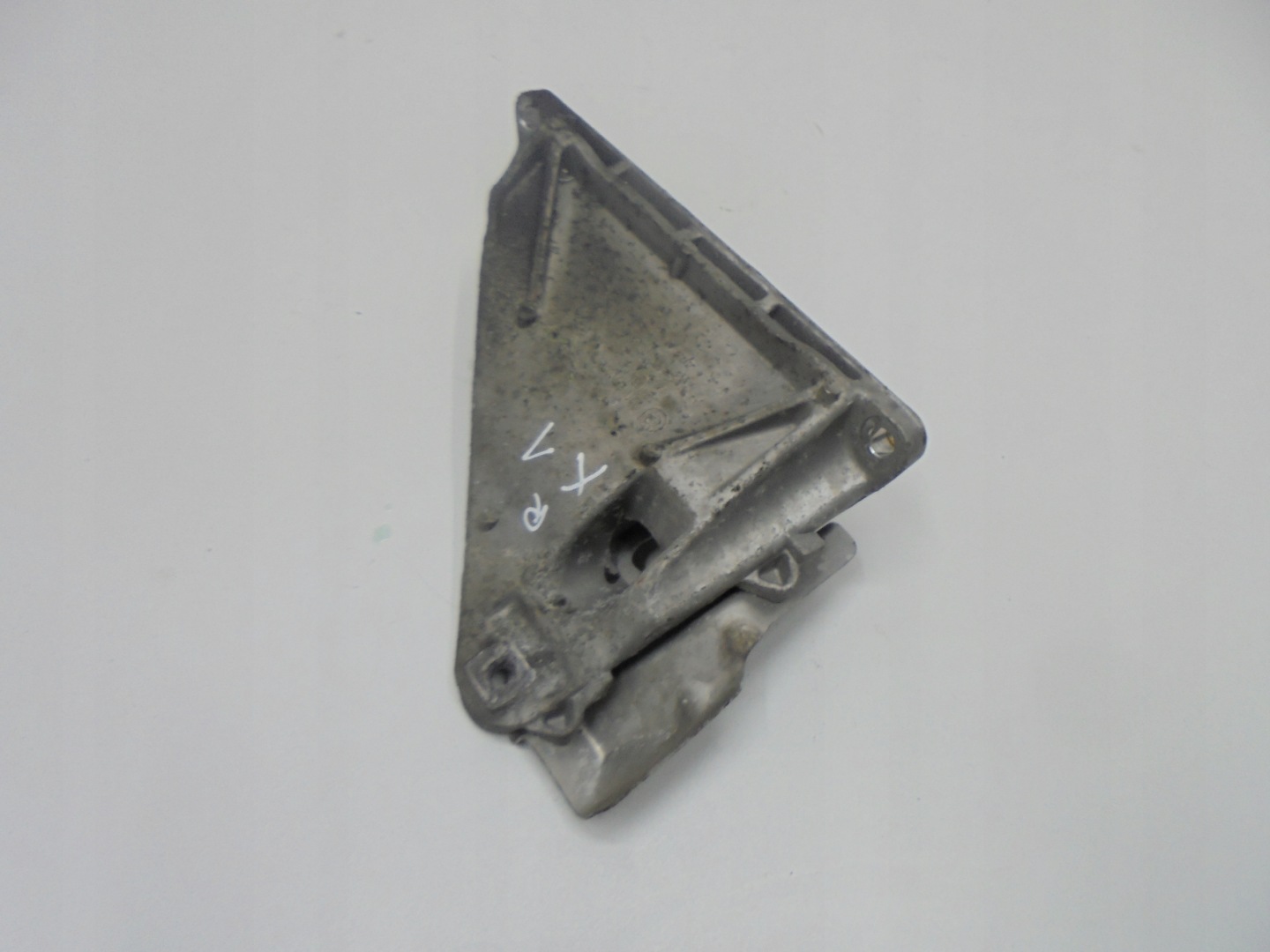 BMW X1 E84 E90 2.5i 3.0i engine mount 09-15r