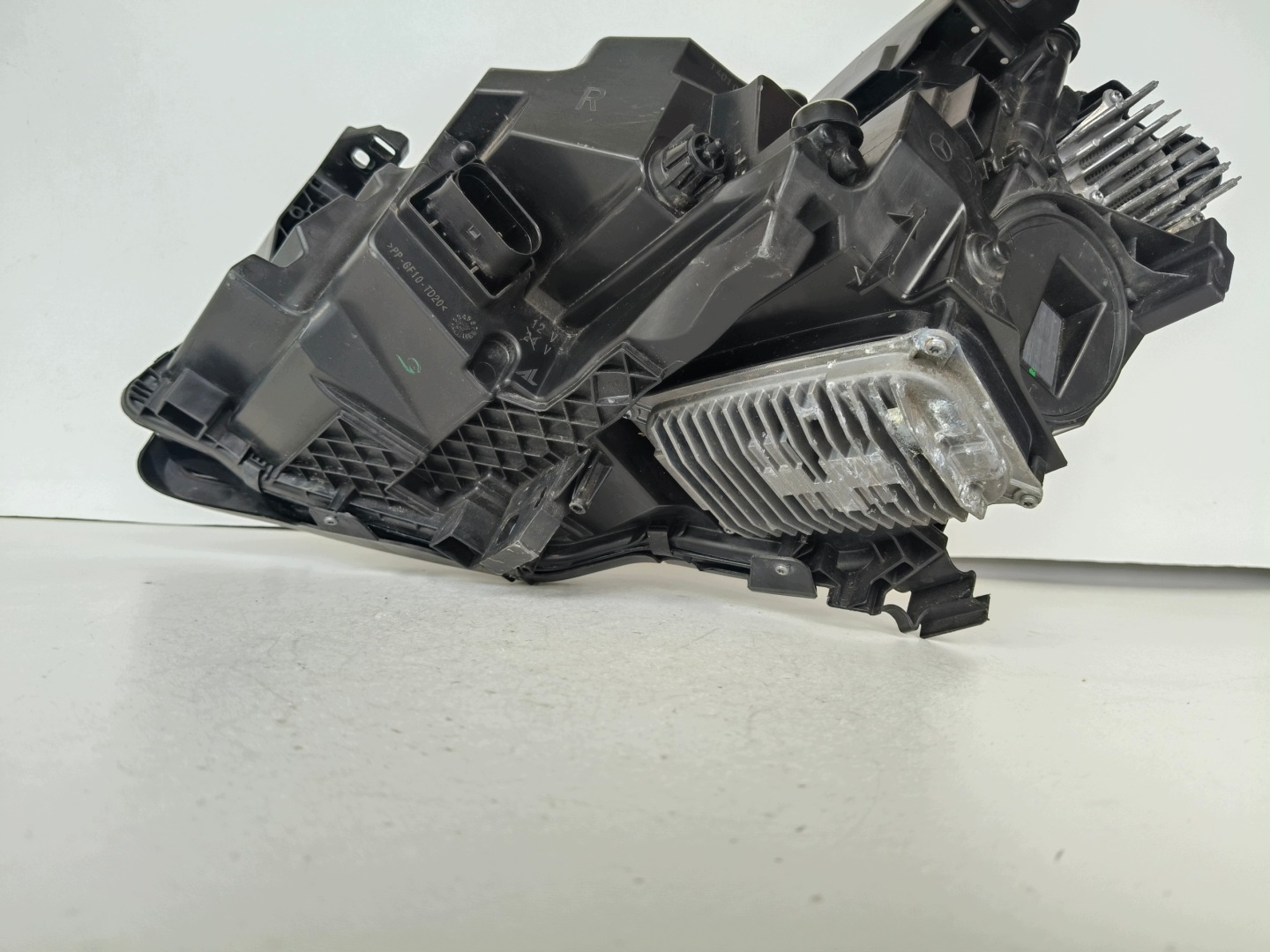light right REFLEKTOR MERCEDES GLA W156 17- LIFT FULL LED complete