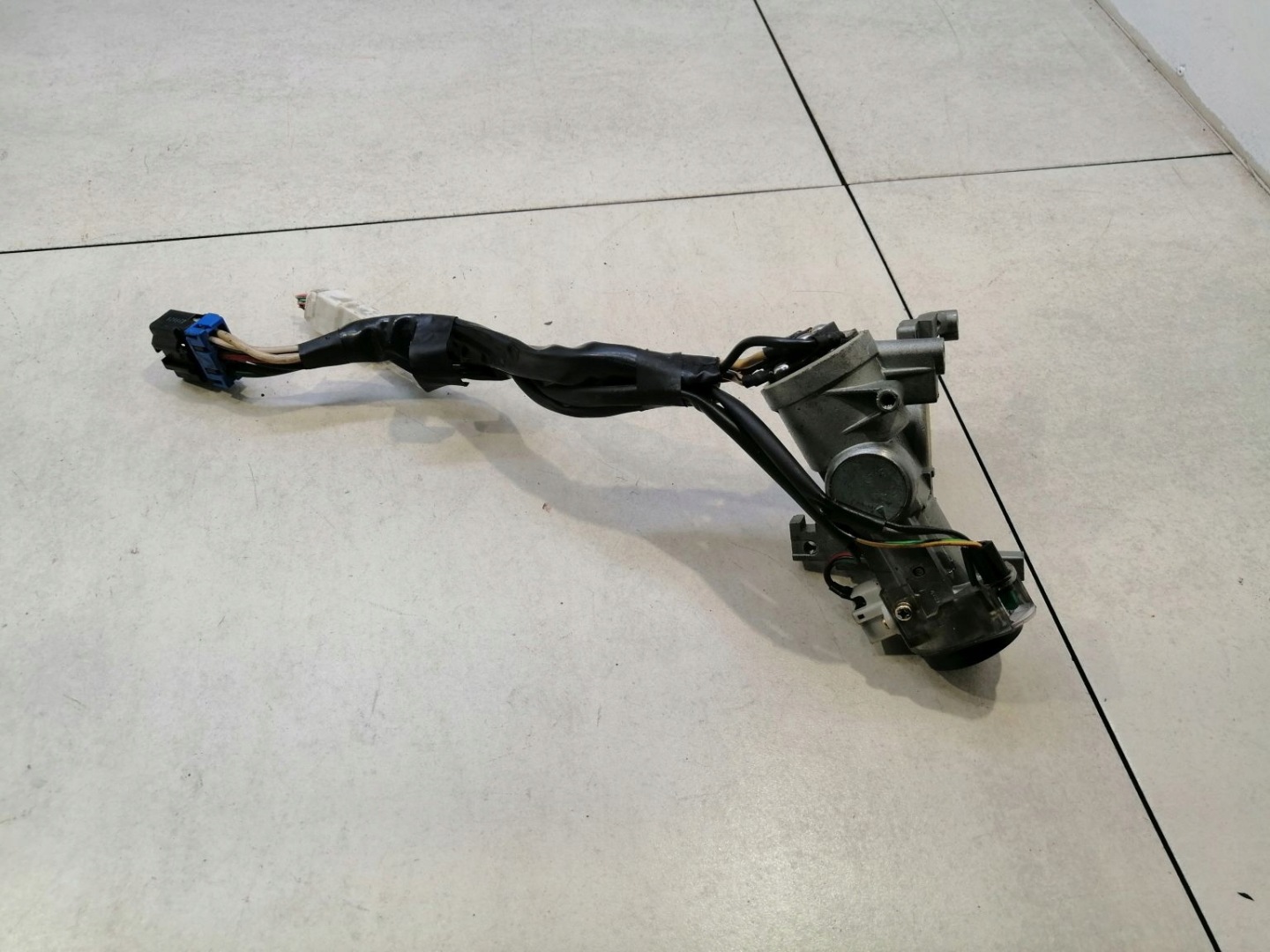 ignition Z KLUCZEM KIA SHUMA II 1.6 16V