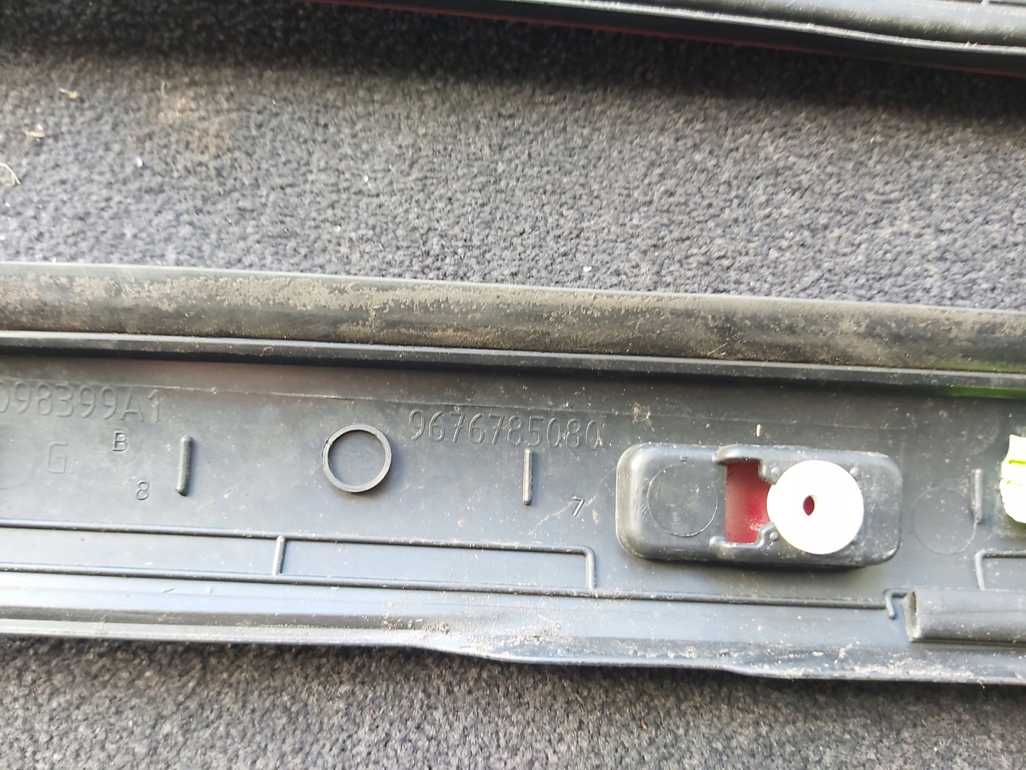 moulding windows left CITROEN C4 PICASSO II EPYD
