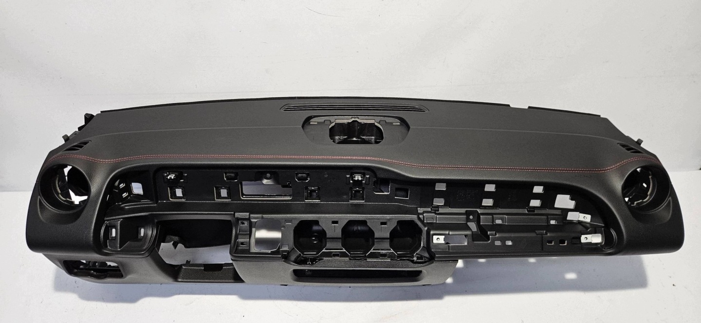 dashboard instrument panel MERCEDES GLB X247 red NIC original