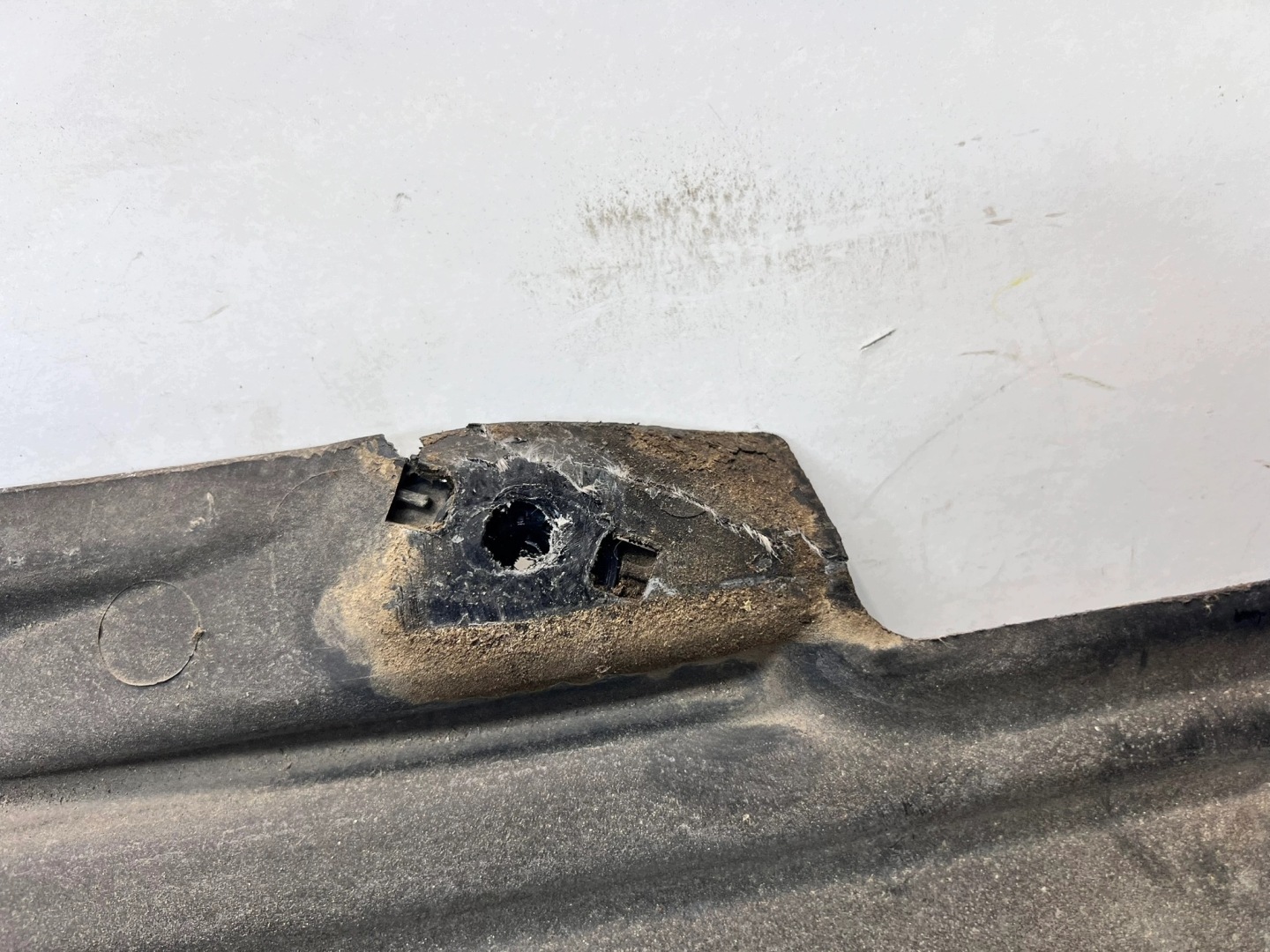 cover chassis right DUZA AUDI A5 8F CABRIO 8F0825208 168/26