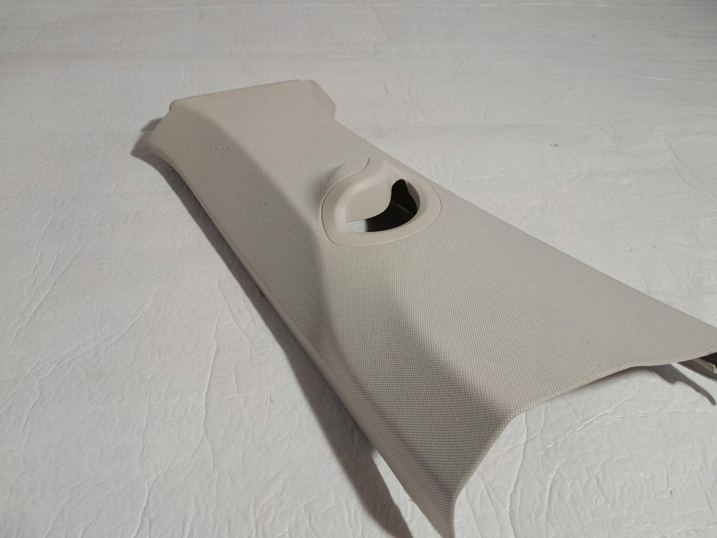 BMW X7 G07 40i cover side SLUPKA B left 9418813