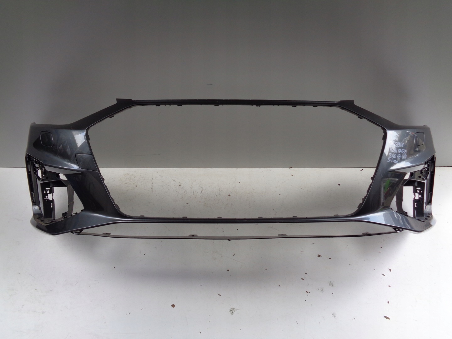 front bumper AUDI A4 B9 8W 8W0 19- LIFT S-LINE NR 51239