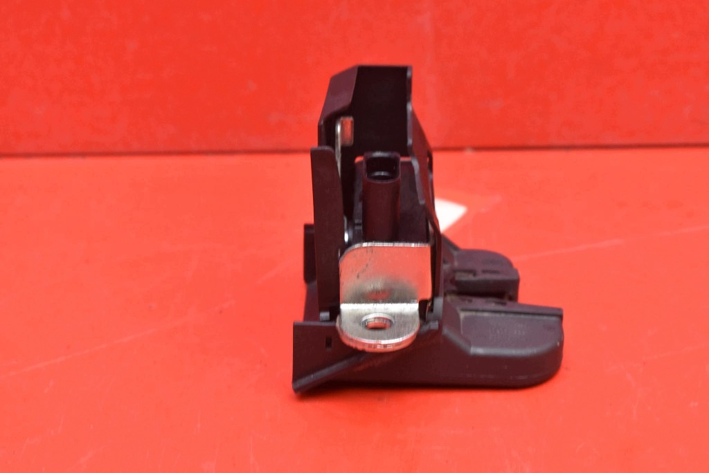 lock bonnet rear part boot 5M0827505B VW GOLF 5 V plus 04-09