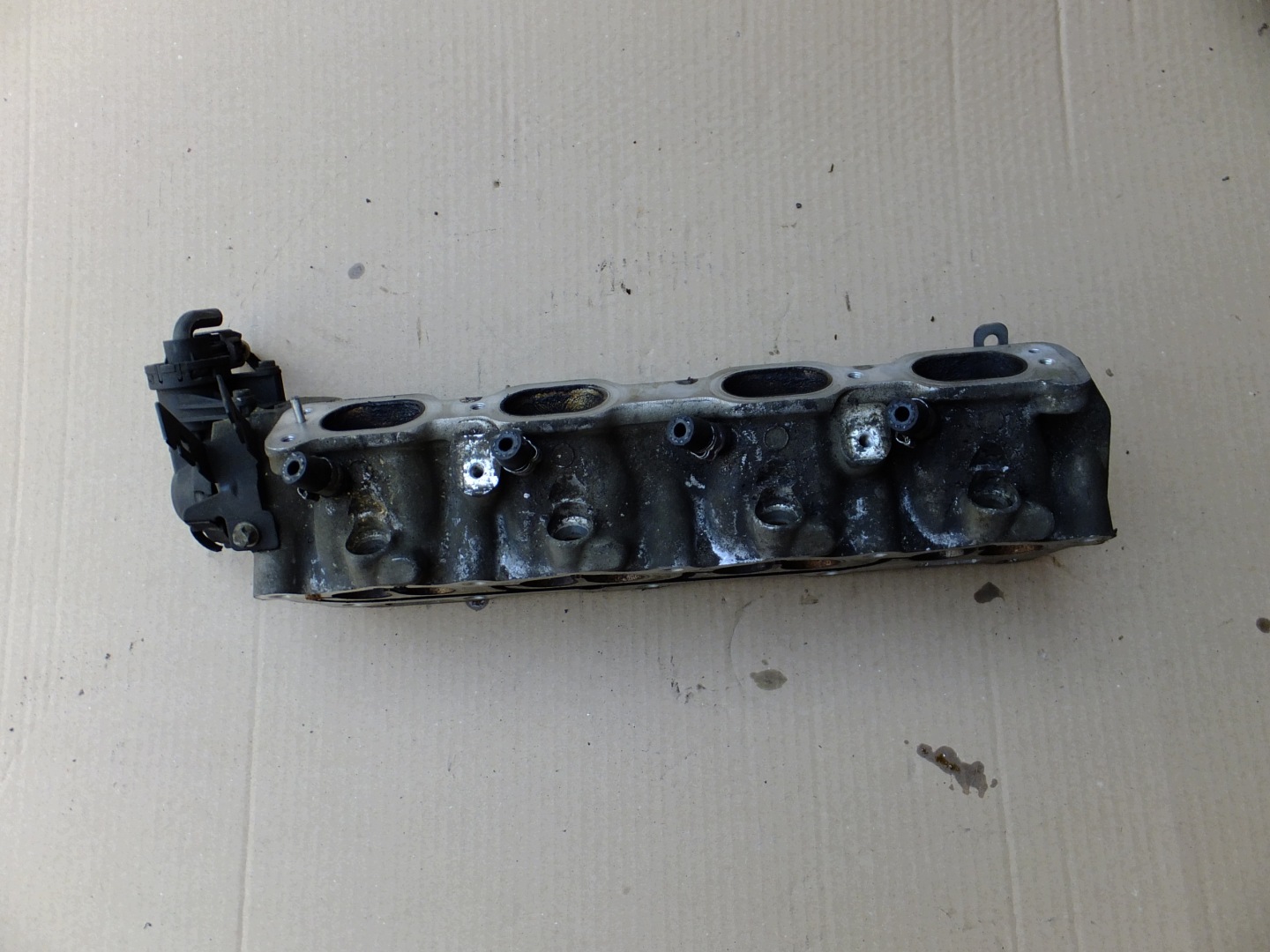 intake manifold opel zafira b 1,6 16v 24431920